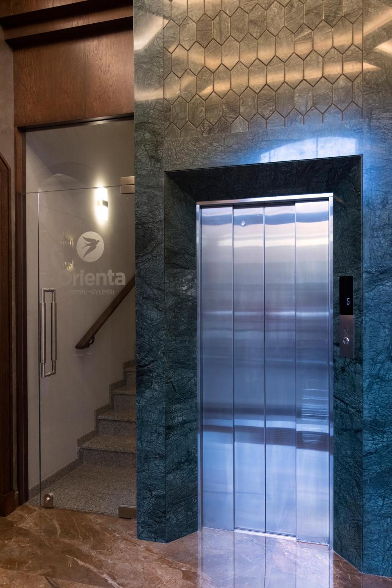 Orienta Hotel Gümrü Dış mekan fotoğraf